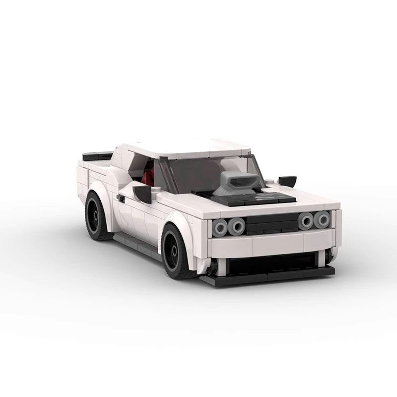 "Dodžas chelengeris baltas" Konstruktorius