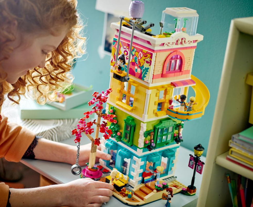 "Hartleiko miesto bendruomenės centras" Konstruktorius