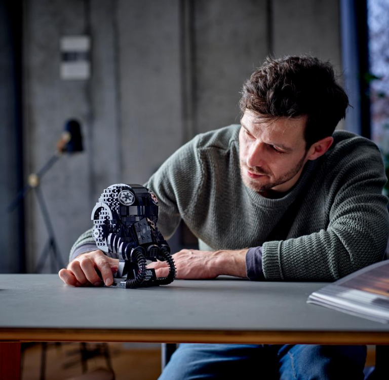 "Stormtrooperio šalmas" Konstruktoriu