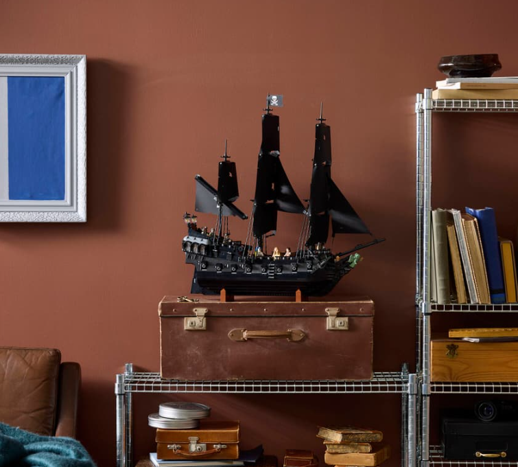 "Kapitono Džeko Sperou piratų laivas" Konstruktorius