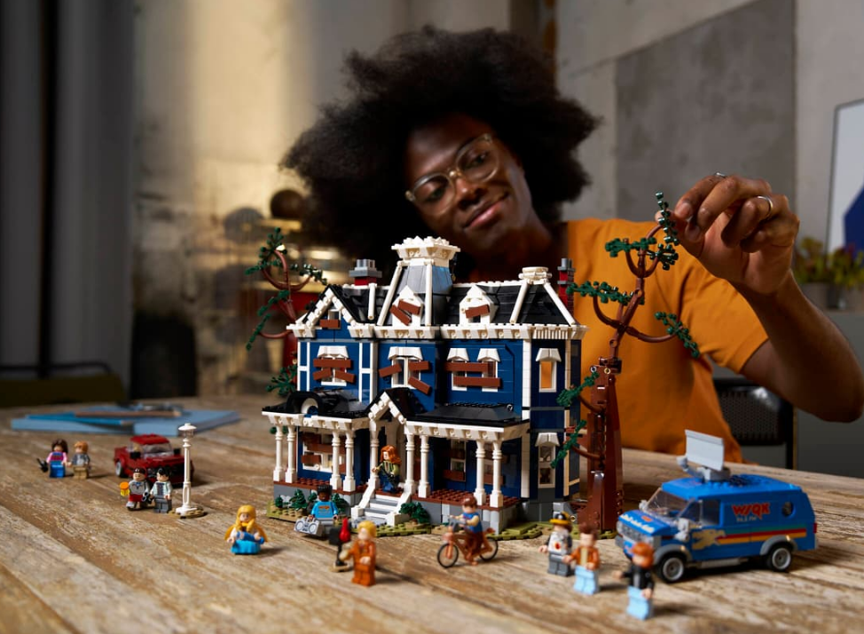 "Krylių namas" Konstruktorius