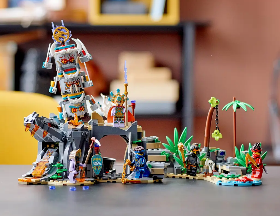 "Prižiūrėtojų kaimas" Konstruktorius