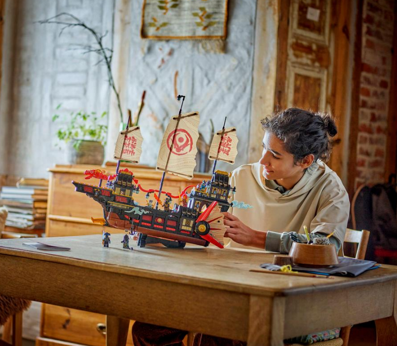 "Laivas šventykla" Konstruktorius