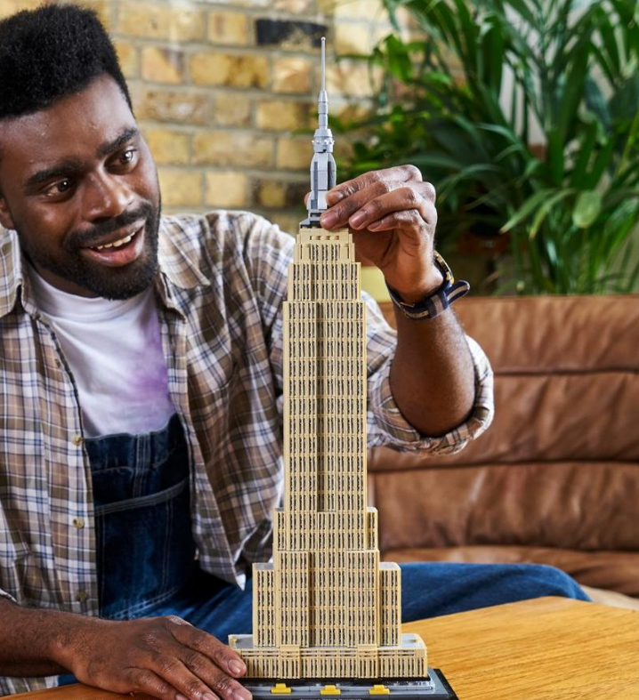 "Valstijos pastatas" Konstruktorius