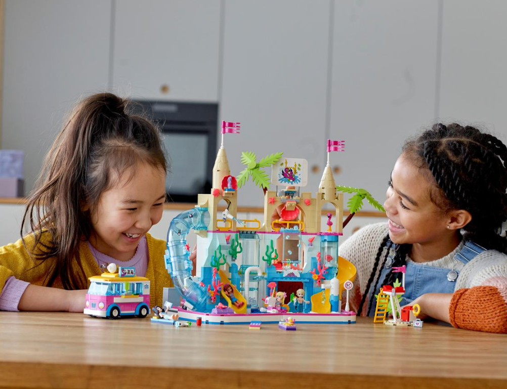 "Vasaros pramogų vandens parkas" Konstruktorius