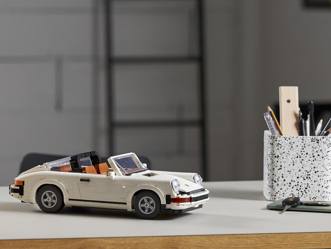 "Porschas 911" Konstruktorius